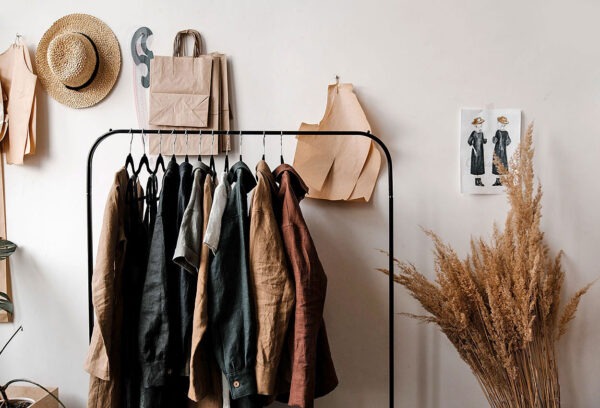 Stocksy_txp155dc7d48TX200_Large_253804111