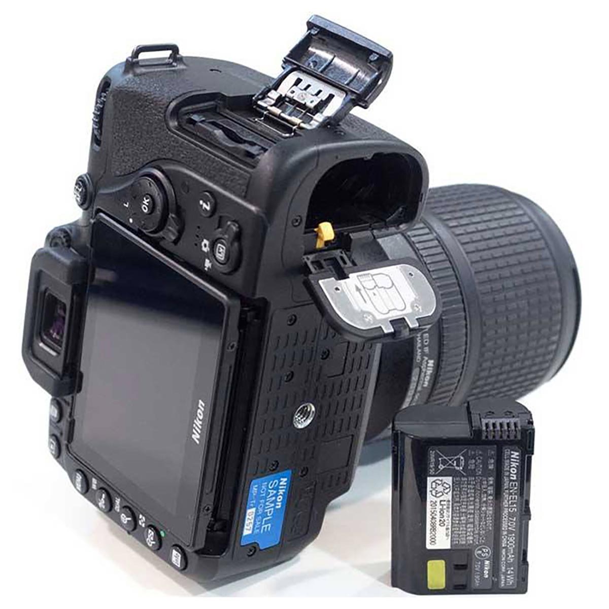 دوربین دیجیتال نیکون مدل D7500 - تصویر 4